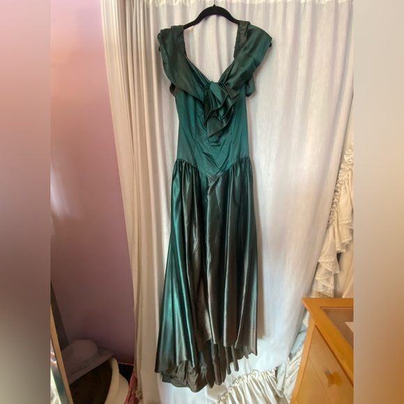 Vintage Dresses & Skirts - Emerald Green Mt. ladies Garment Vintage Bow Dress Made in USA Size 12